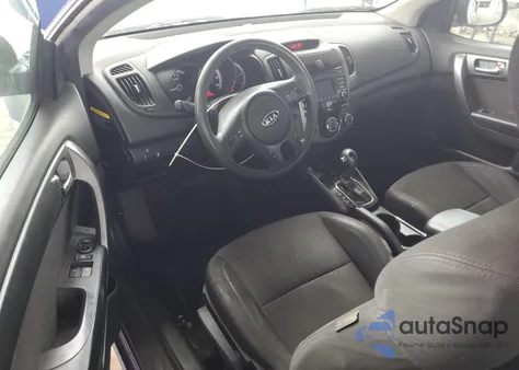 2013 Kia Forte Ex z USA, uszkodzony, nr VIN KNAFU6A21D5685147